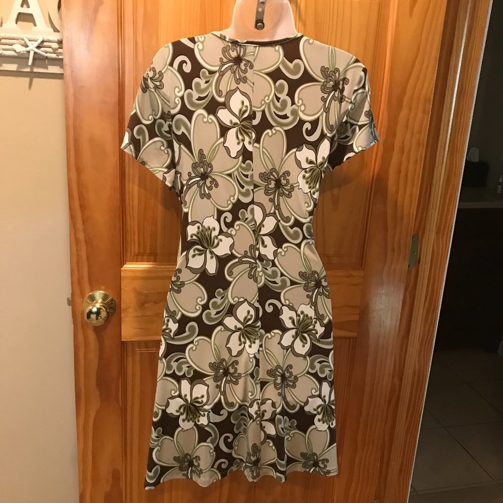 NorthStyle Dress - Picture 5 of 6